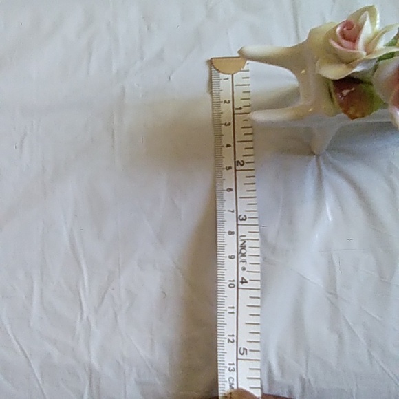 Royale Stratford Handcrafted Porcelain Flower Cart - Picture 8 of 8